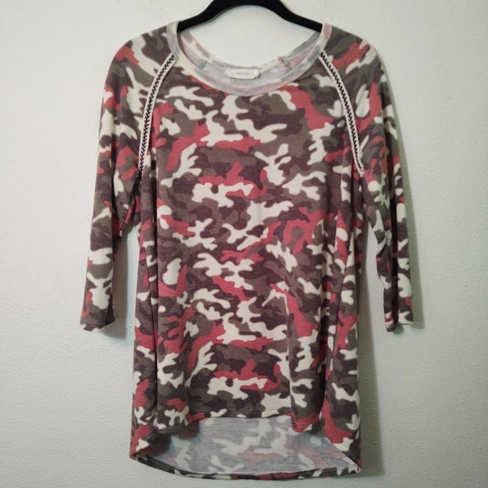 Crescent Camouflaged Long Sleeve Top S
